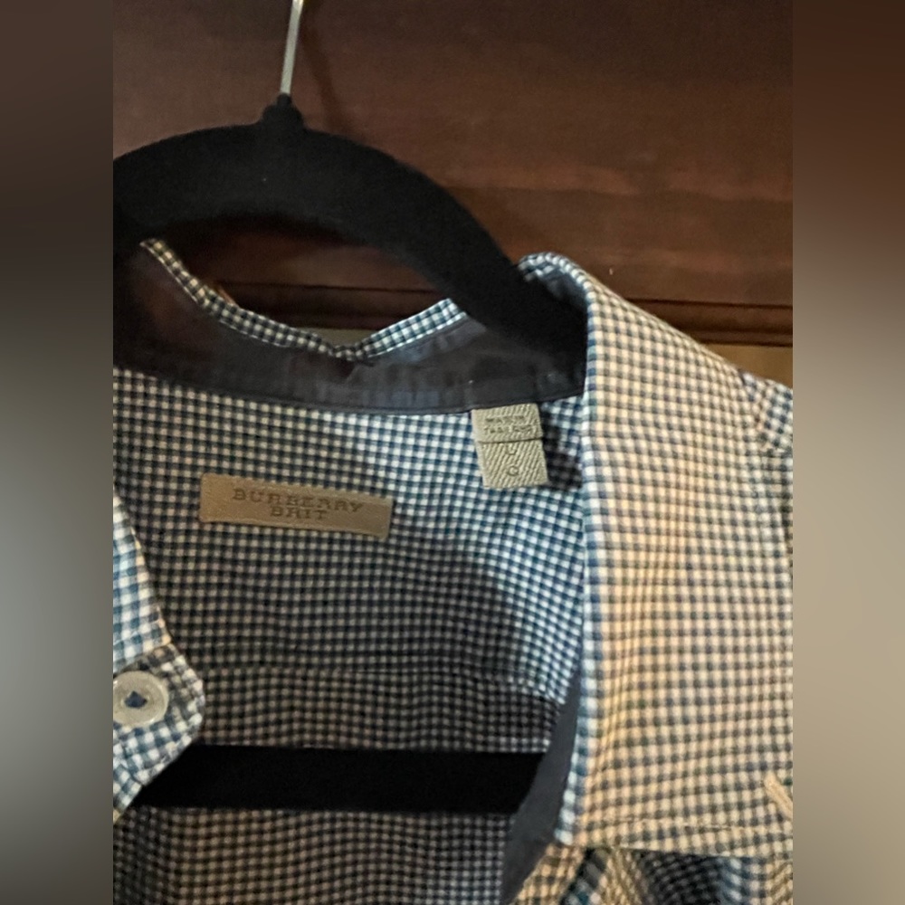 Burberry - Picture 2 of 6